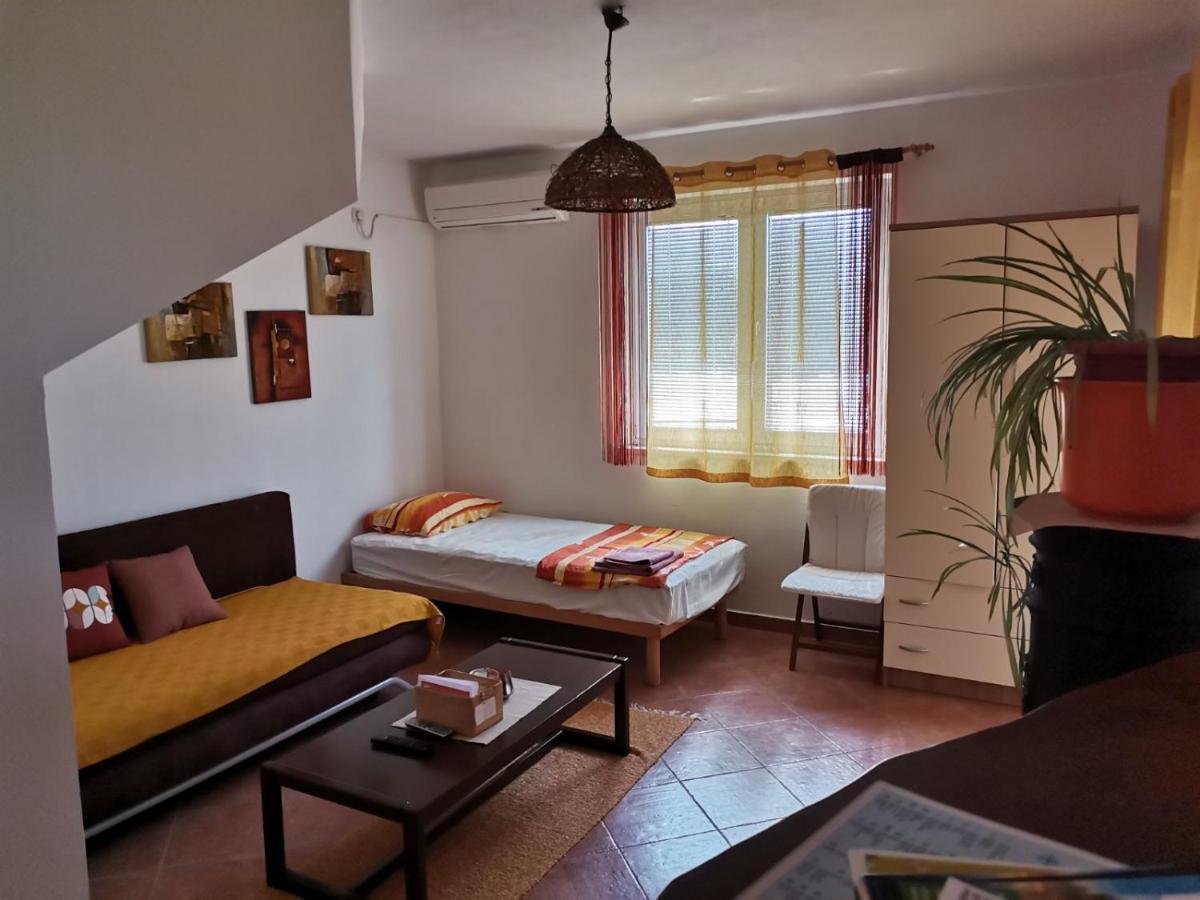 Apartments Vesna Nova Vas  Eksteriør billede